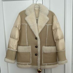 Moncler Ilay Giubbotto light beige down jacket with real fur, size 00/ XS
